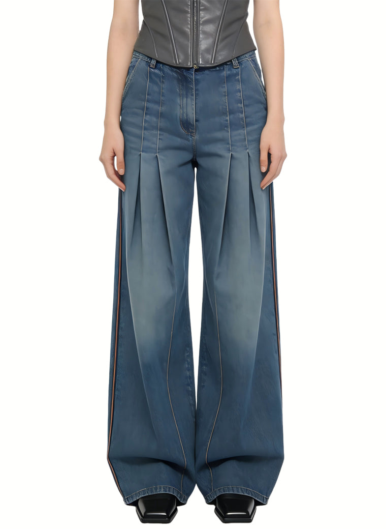 Women's Pleated Fashionable Wide-leg Jeans