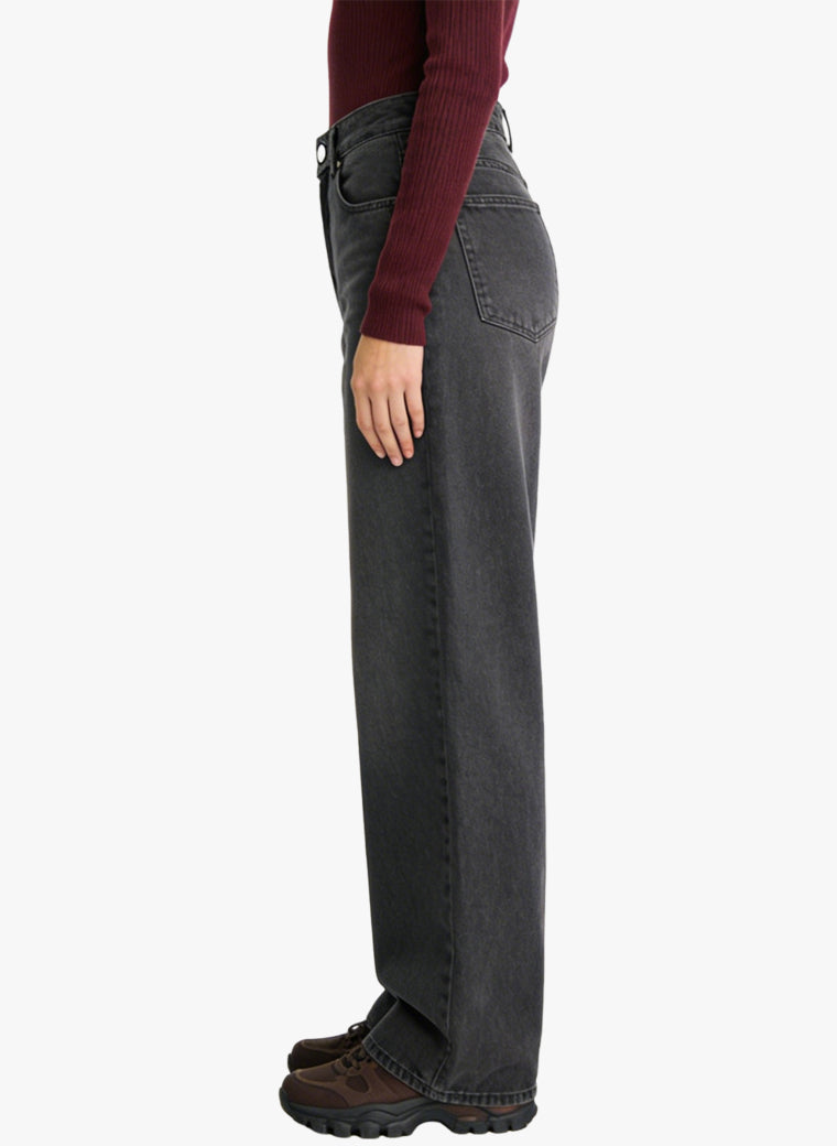 Women's Minimalist High-waist Jeans